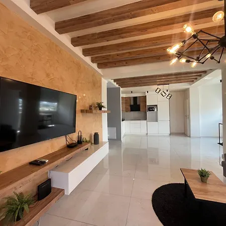 Old Town Square Apartament Skopje